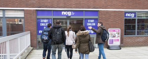 New College Group Liverpool Dil Okulu