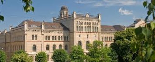 Letonya Üniversitesi
