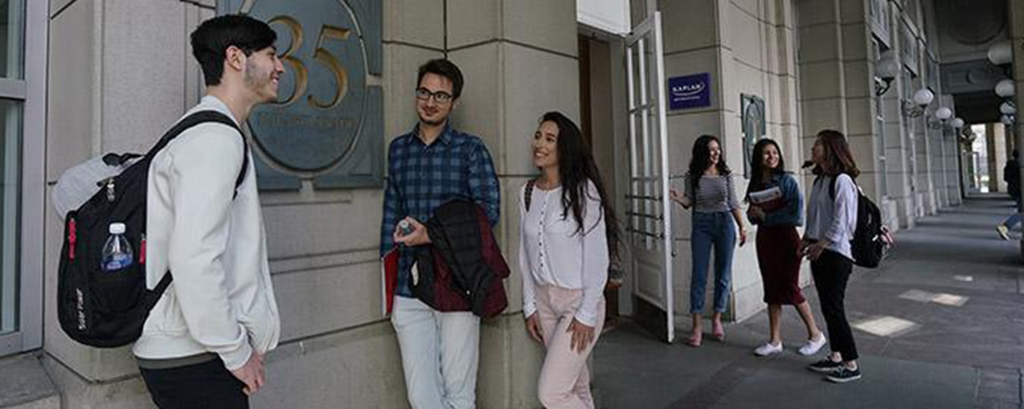 KAPLAN Toronto Kanada Dil Okulu