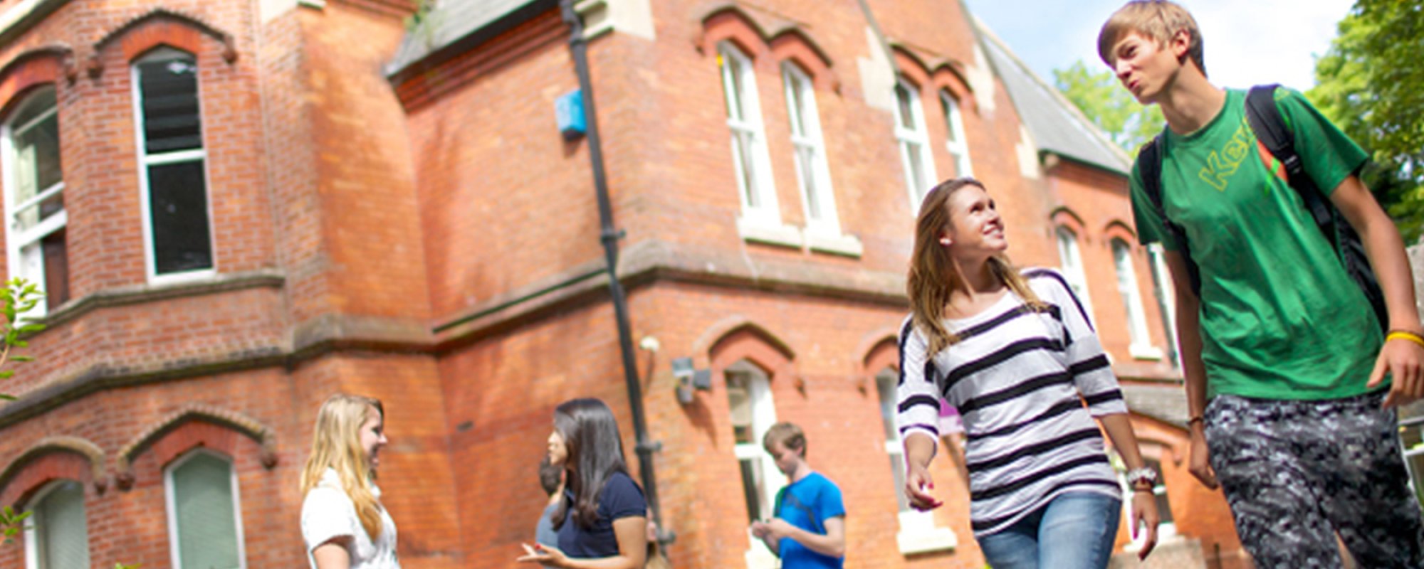 Kings Education Bournemouth Dil Okulu